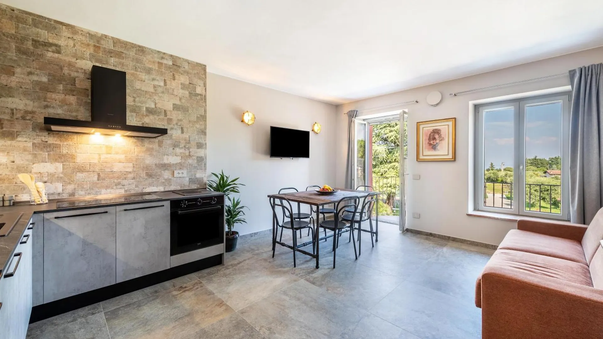 Abaye 5 Barolo - Charm Adults Only Apartment Soiano Del Lago 0*,  Italy